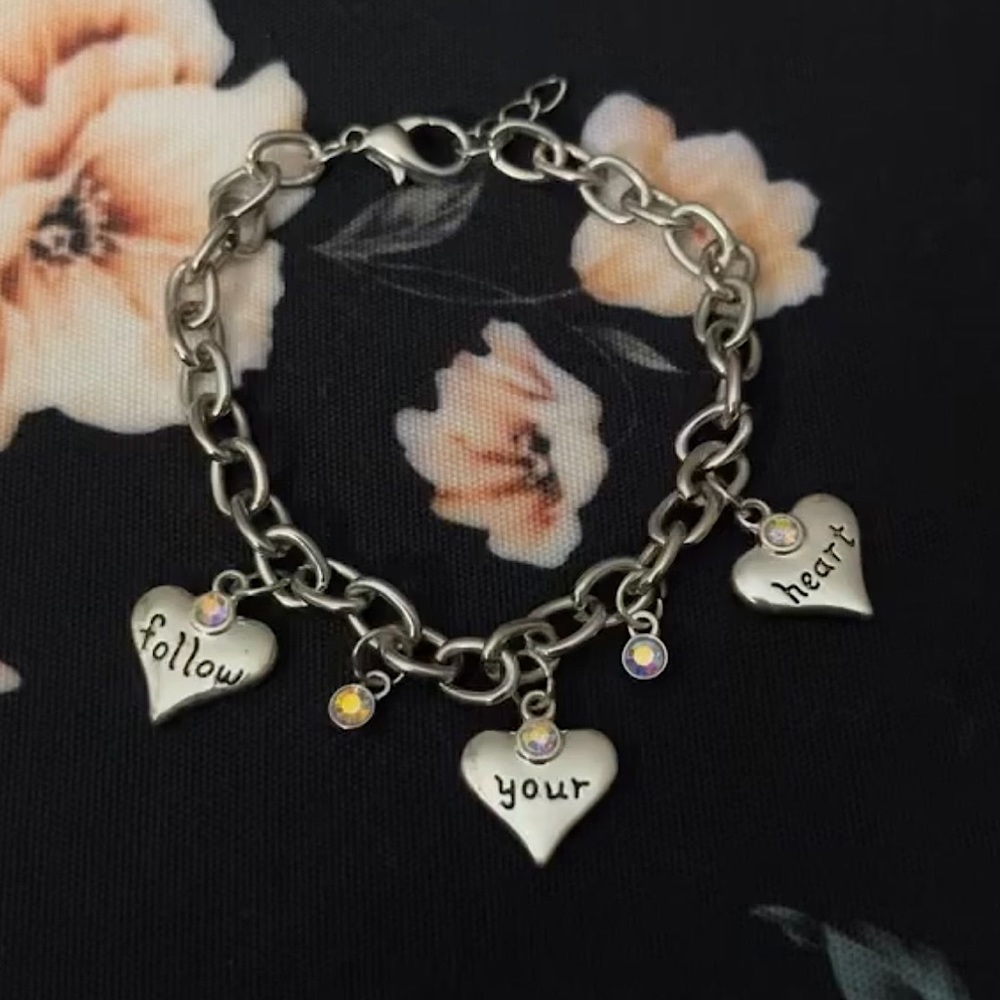 Heart Charm Bracelet 💫